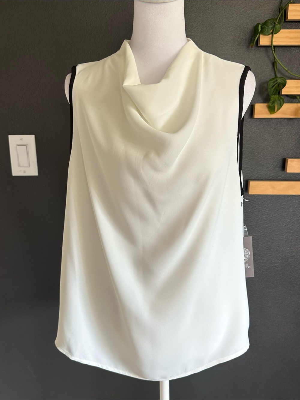 Vince Camuto Ivory Cowl Neck Sleeveless Blouse Size L NWT - Picture 2 of 8